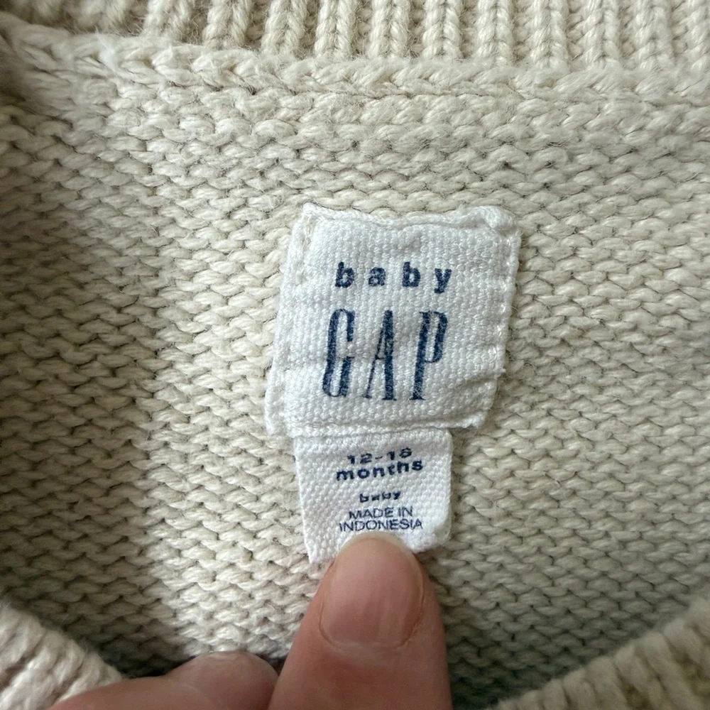 Baby GAP cream knit Sweater w/ Black 